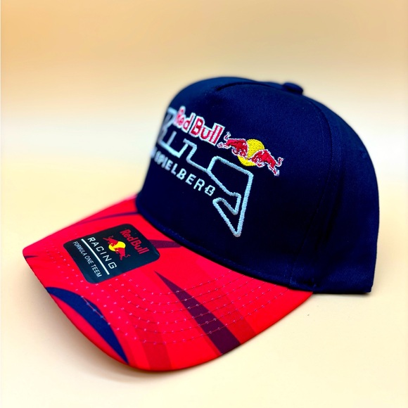 Formula One Hat - Picture 2 of 3